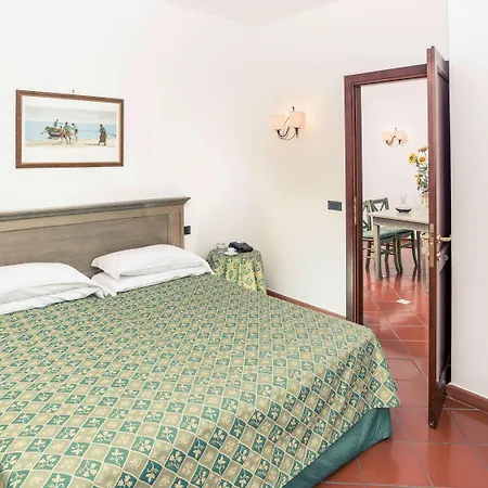 Filippo Ii Hotel 4*